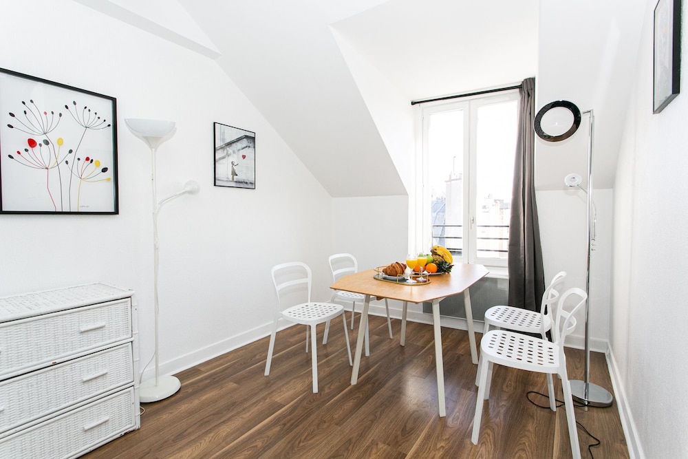 Stylish 1BR in the Heart of Le Marais