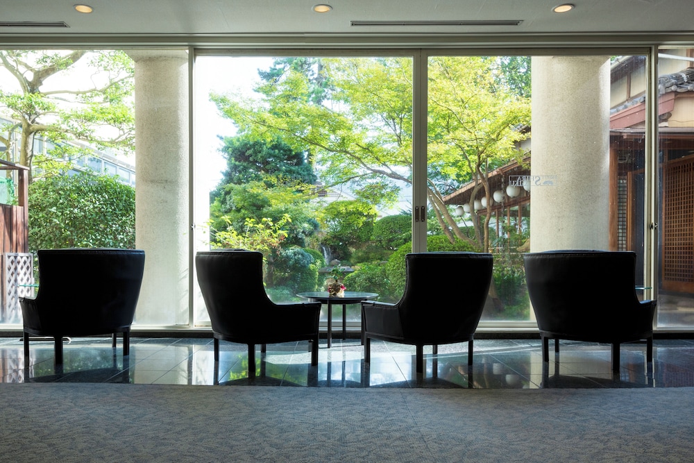 Hotel Shiragiku