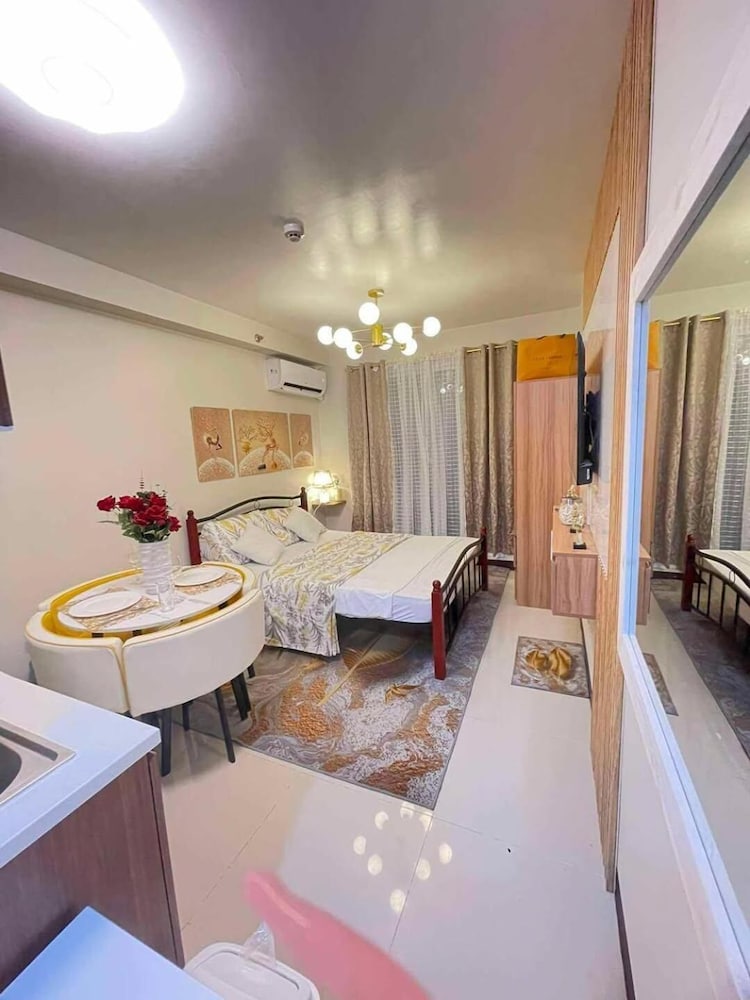 Room in Studio - Luxury Condo-sea View- Near Beach