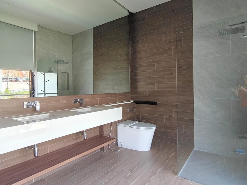 Aileen Layan Villa 3 Private Pool 4 Bedroom