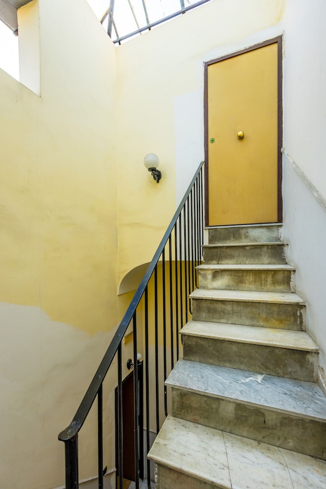 Casa al Rettifilo con Terrazzo by Wonderful Italy