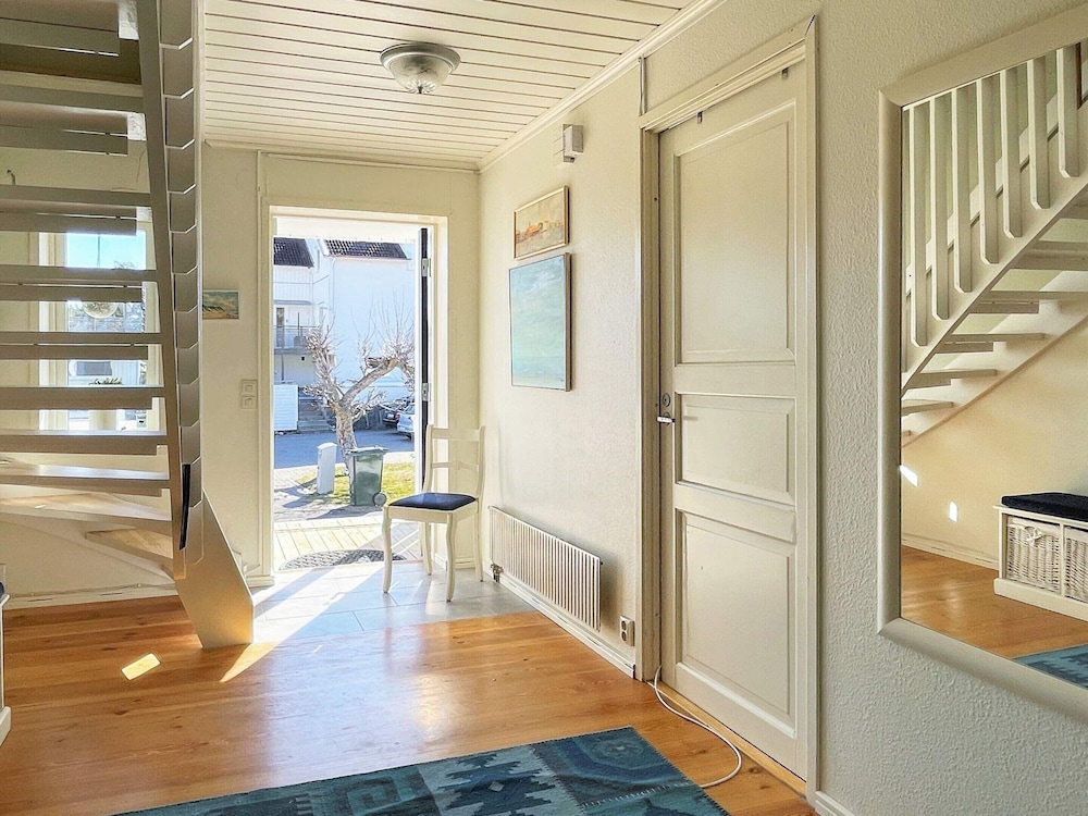 8 Person Holiday Home in Vastra Frolunda-by Traum view 4