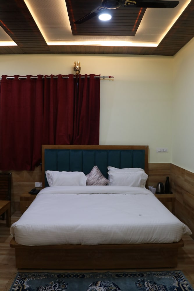 Hotel Shani - Punjabi Rasoi