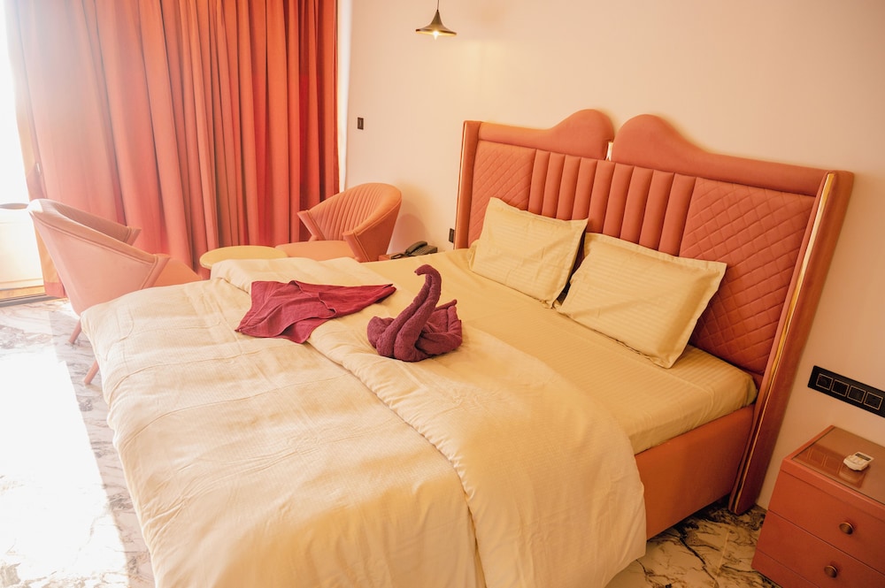 Coco 7 Beach Resort
