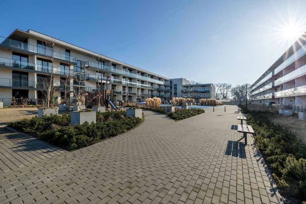 Apartment in Dziwnow With River View & Spa