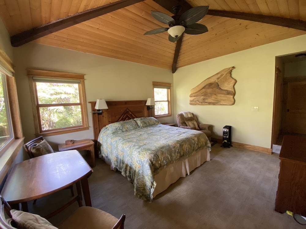 Volcano Rainforest Lodge