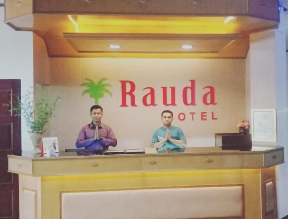 Lobby & Reception