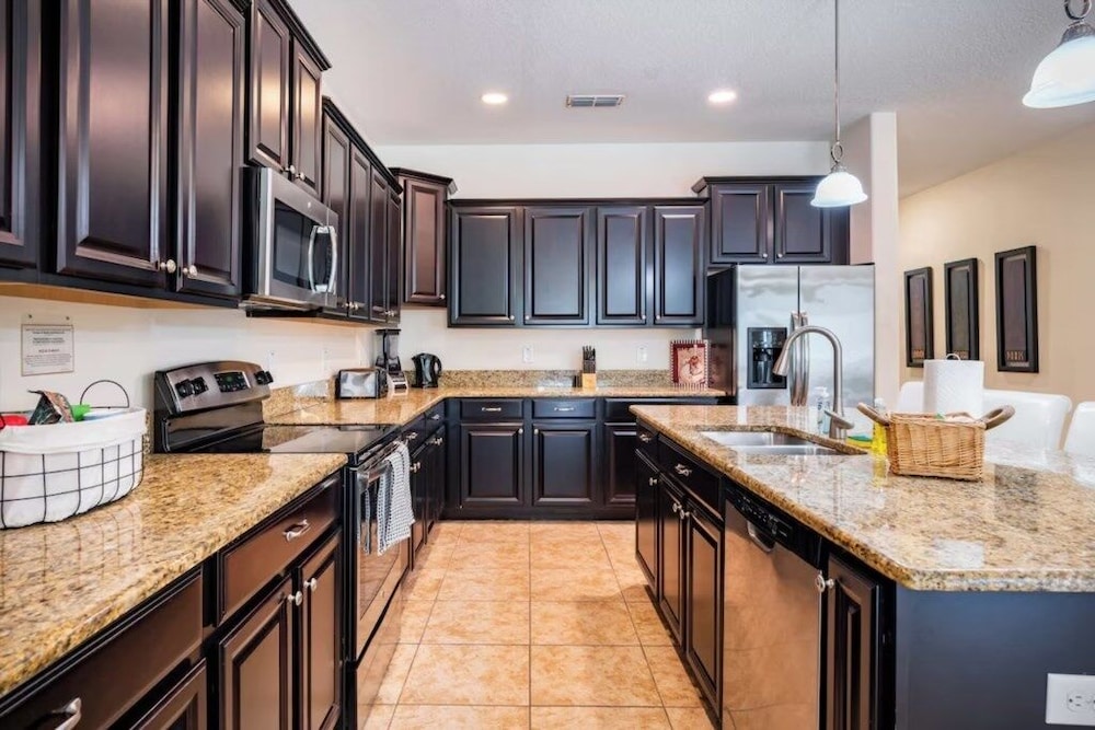 Sugar Palm Place 6 Bedroom Home
