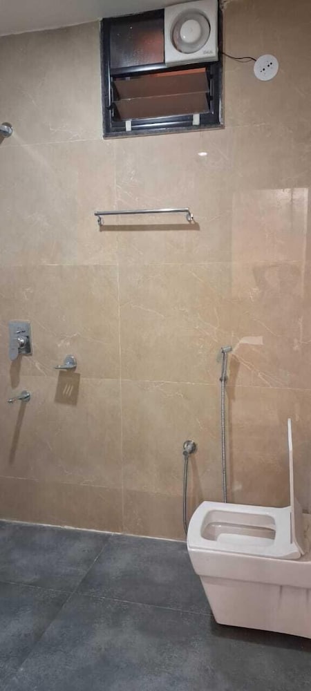 Hotel Keshav