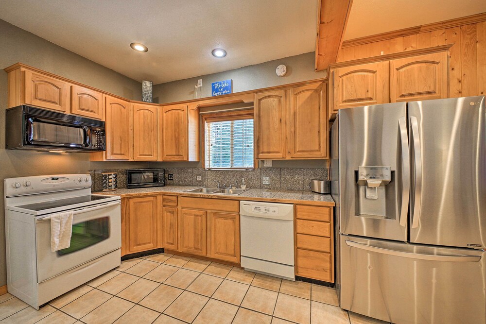 Family-friendly Sagle Vacation Rental w/ Deck - Property Image 20