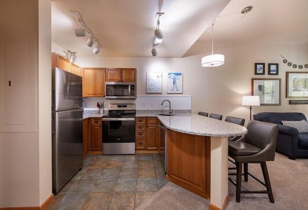 Zephyr Mountain Lodge - Winter Park CO Condos