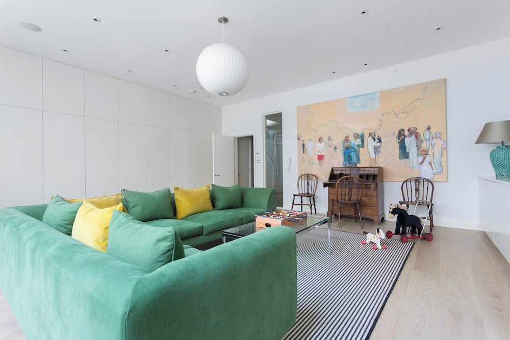 Poplar Grove by Onefinestay