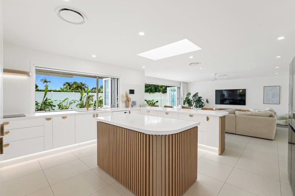 Casa Palma in Mermaid Waters