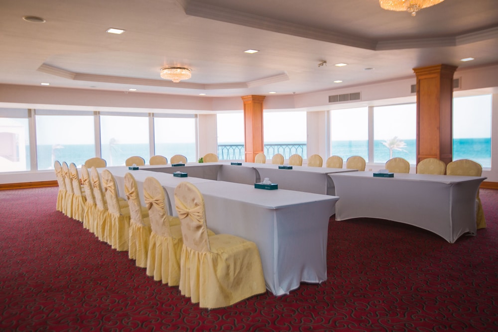 meeting & event spaces