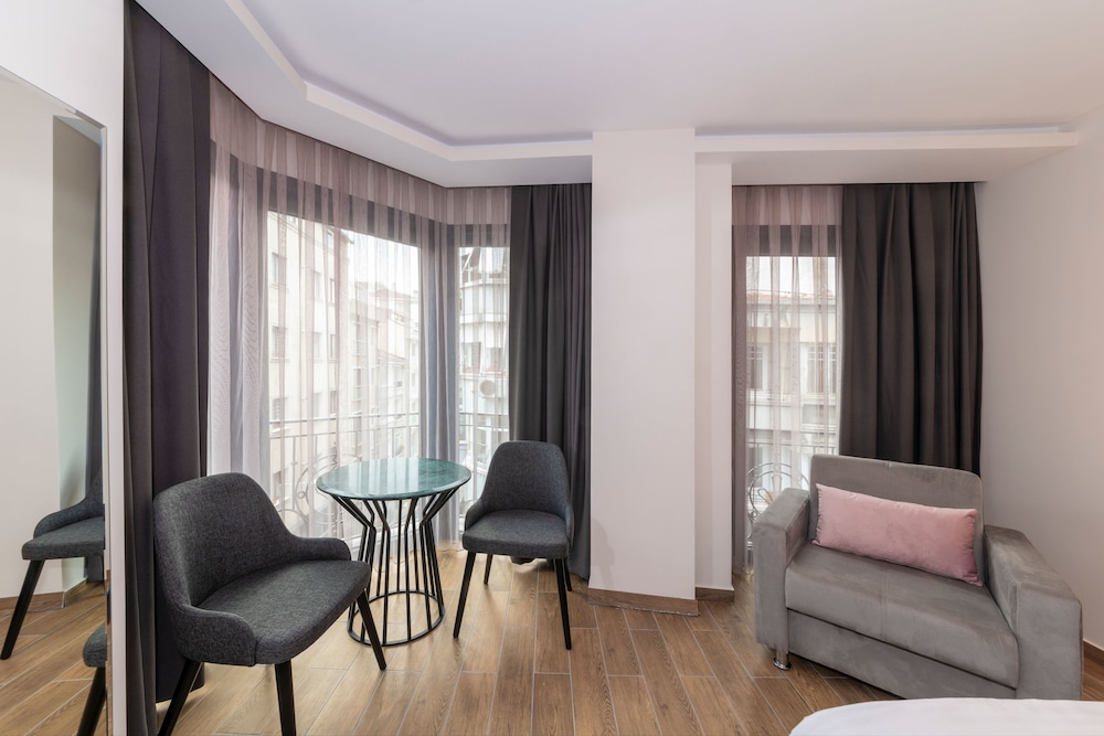 La Wisteria Butik Otel İstanbul - Image 33