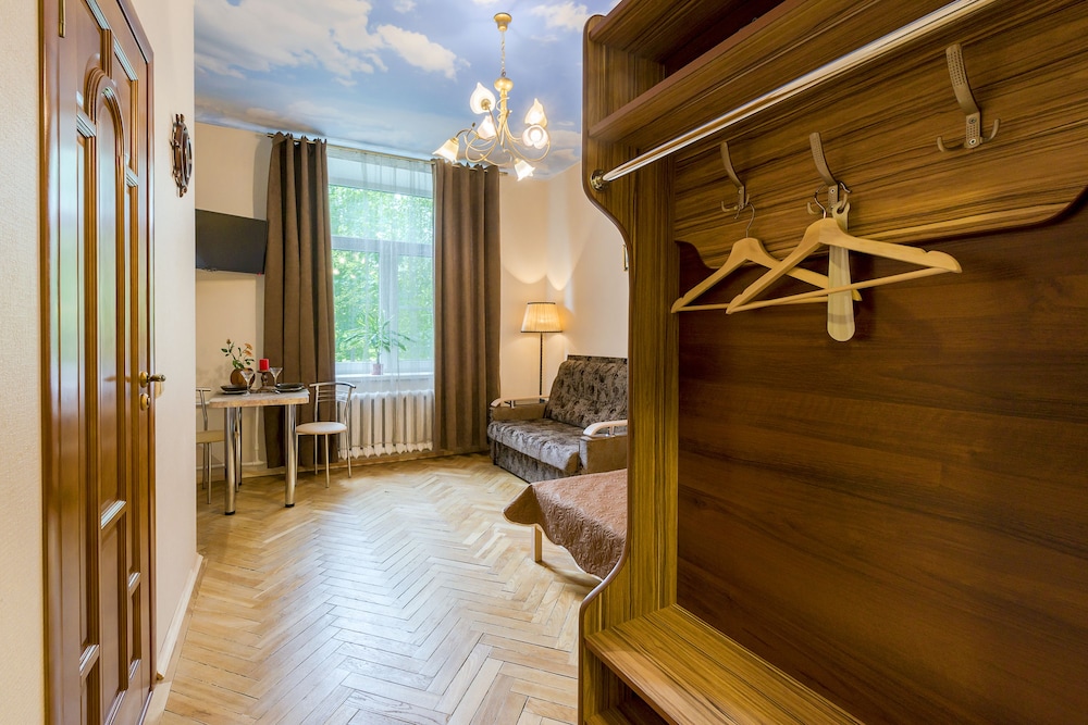 Hotel Azure