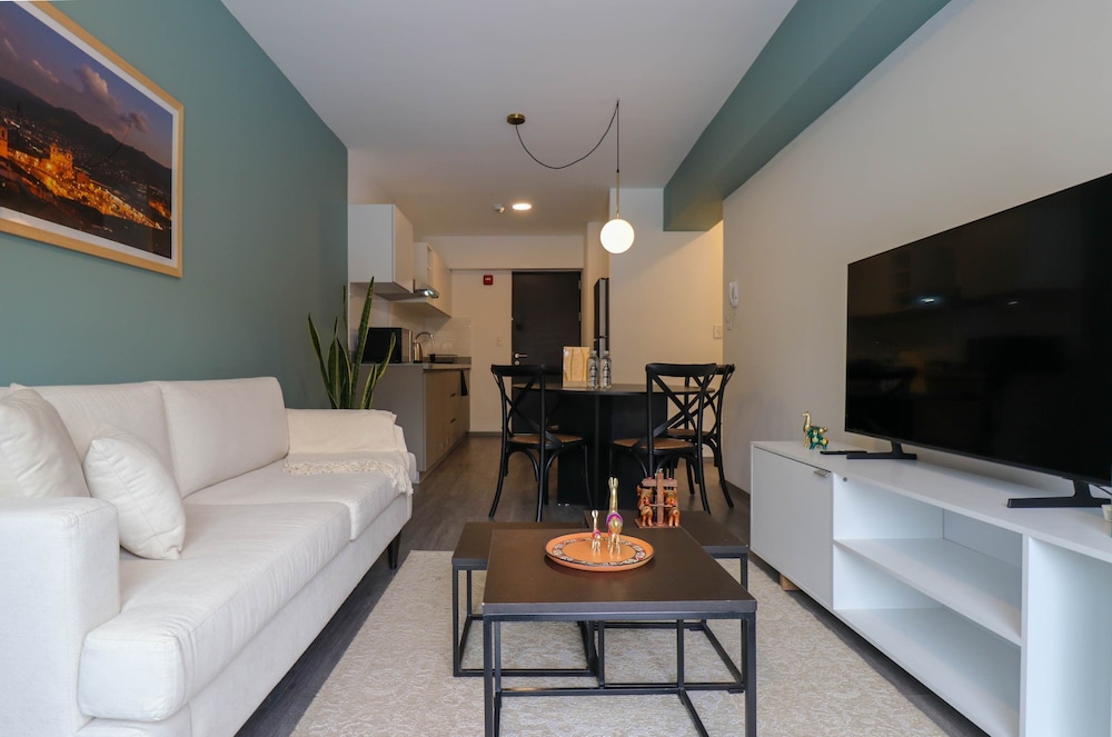 w Delightful 1BR w Perfect Balcony in Cusco