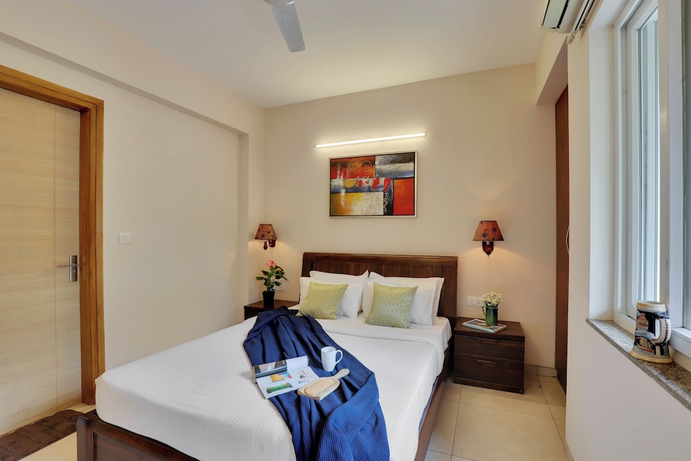 Alaya Stays Veera Strand Park 2BHK Apts