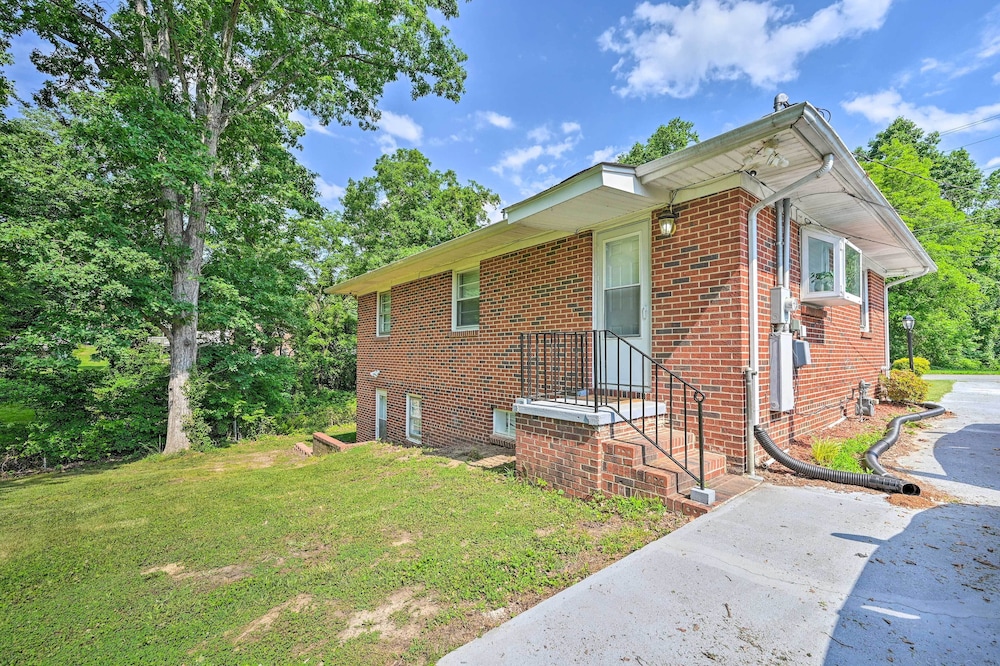 Greensboro Home < 4 Mi to Downtown! view 5