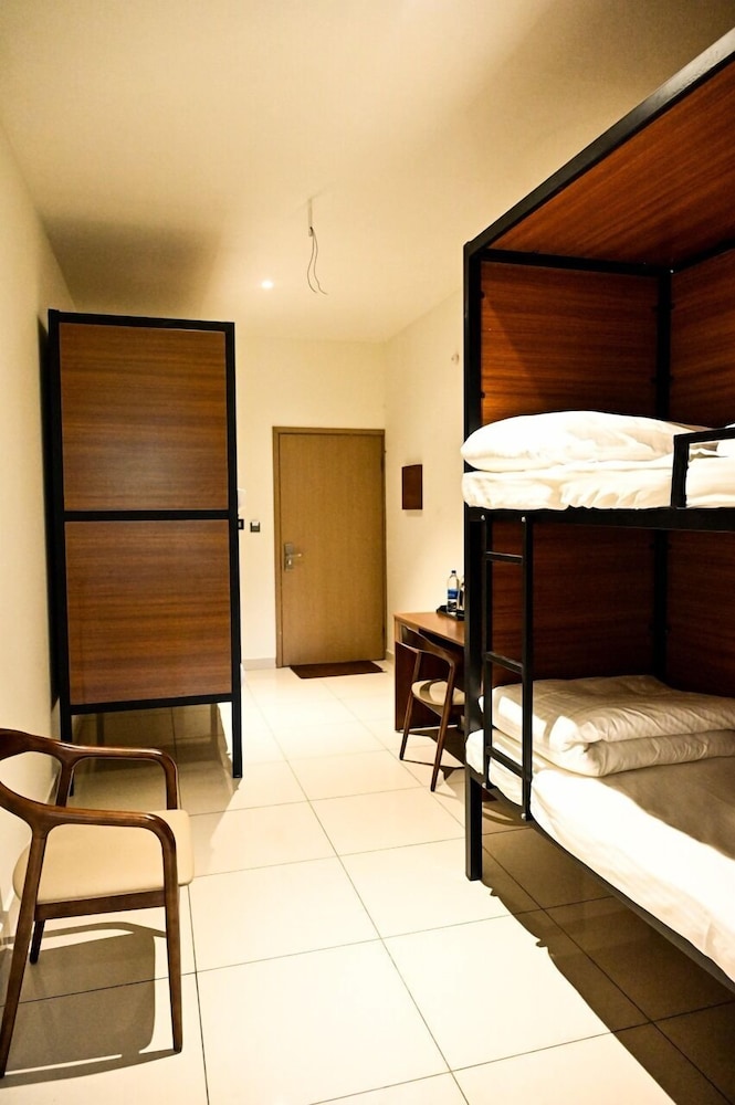 Hotel S S International