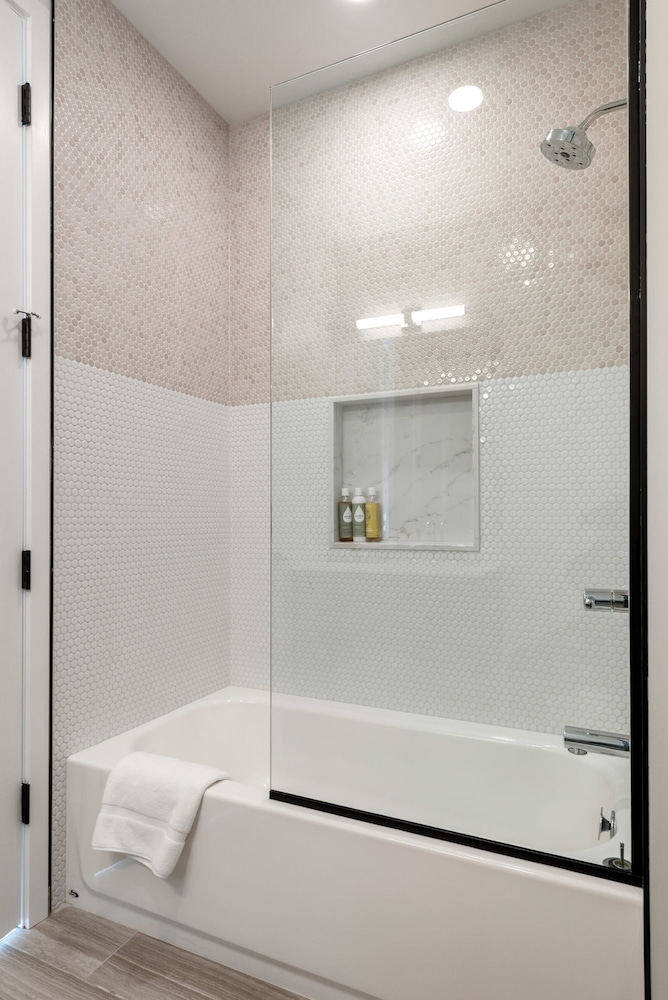3 Top Notch Penthouses Ideal for Large Groups