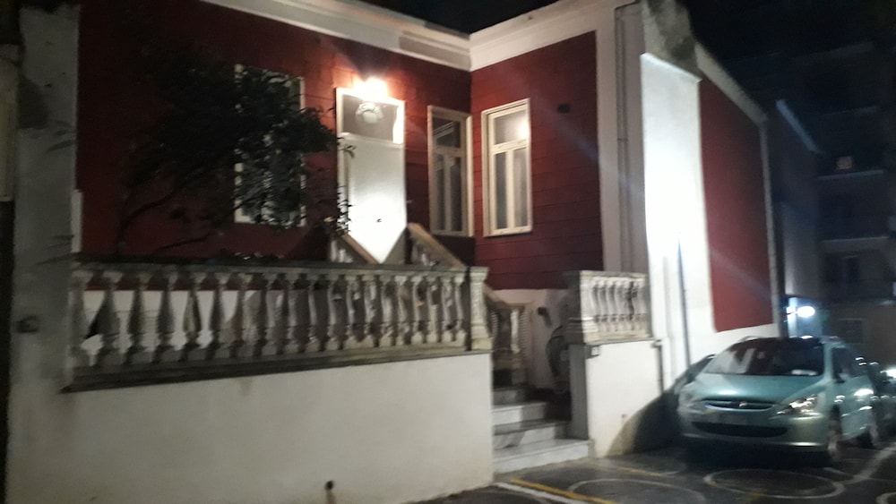CASINA ROSSA NAPOLI