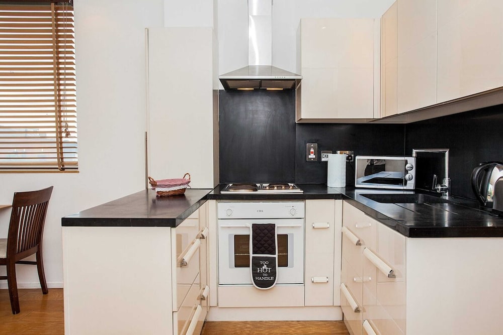 Incredible Modern Central 1 Bed - London Bridge