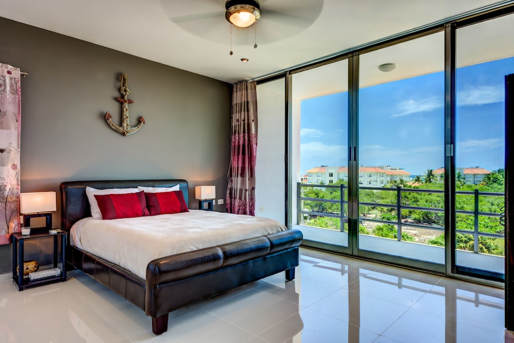 Acacia Condos