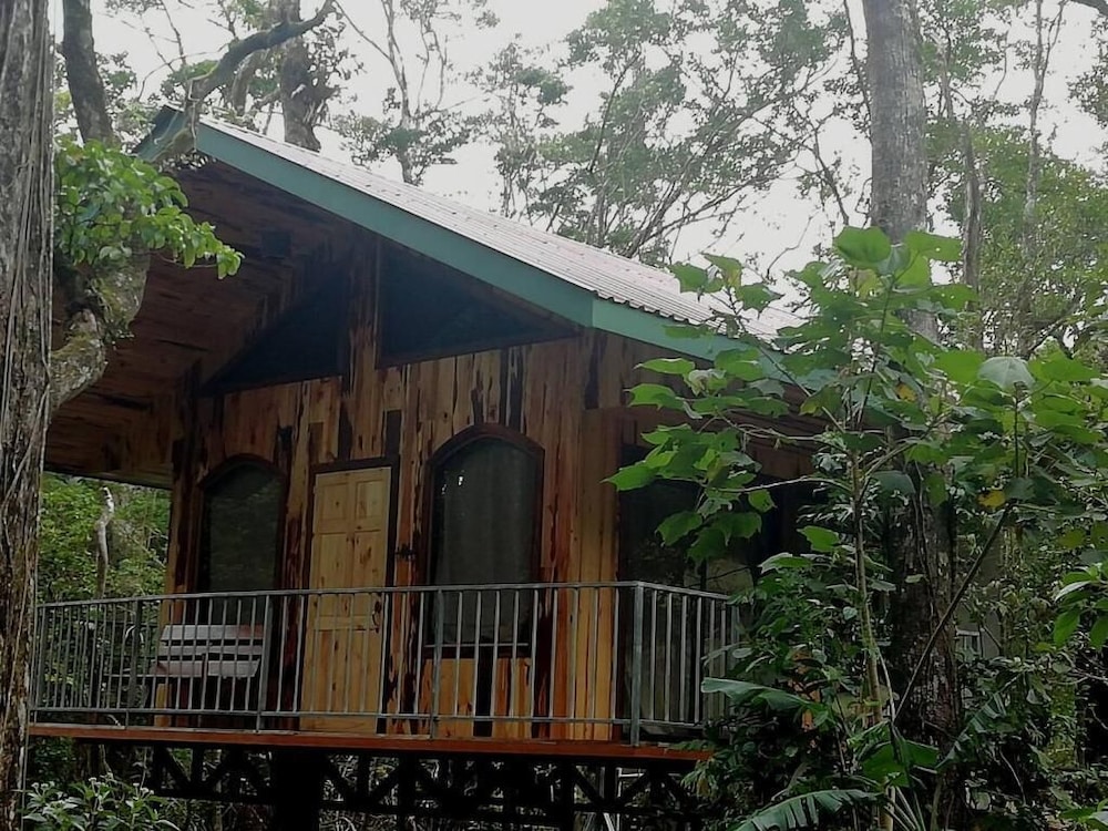 Monteverde Romantic Cottage