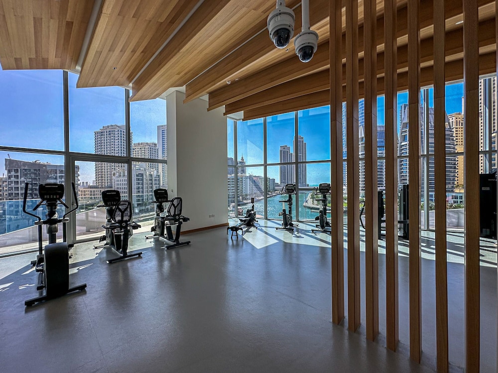 Marco Polo - Stunning 2 BR With Marina Views | Huge Pool & Gym