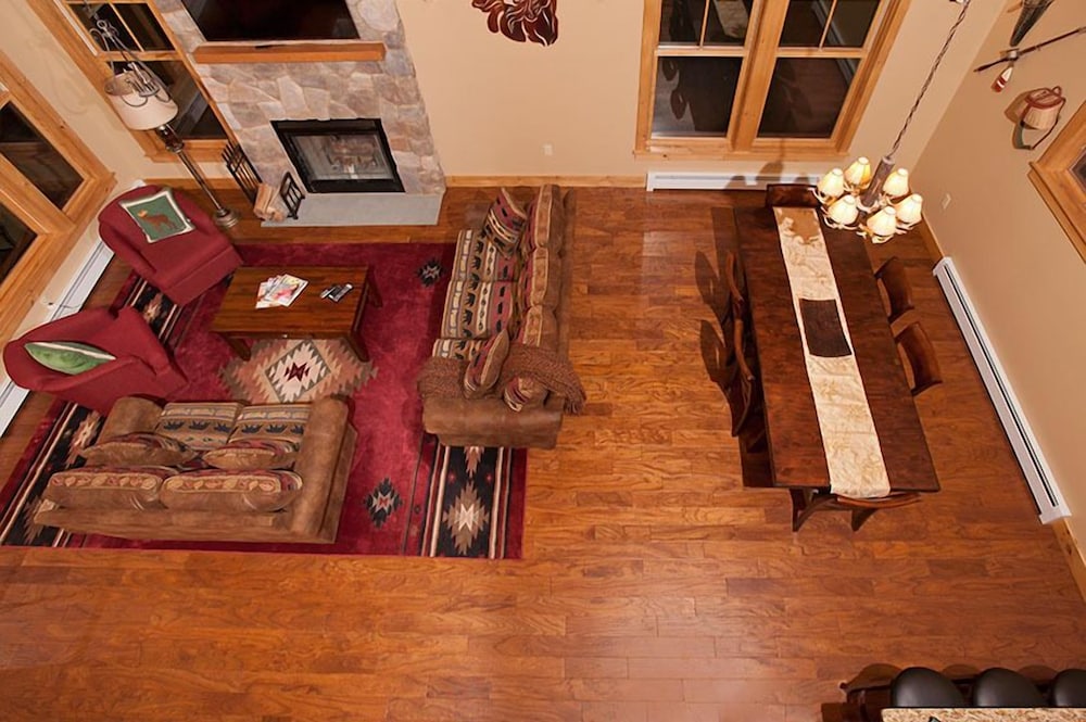 The Mountain Top Inn & Resort