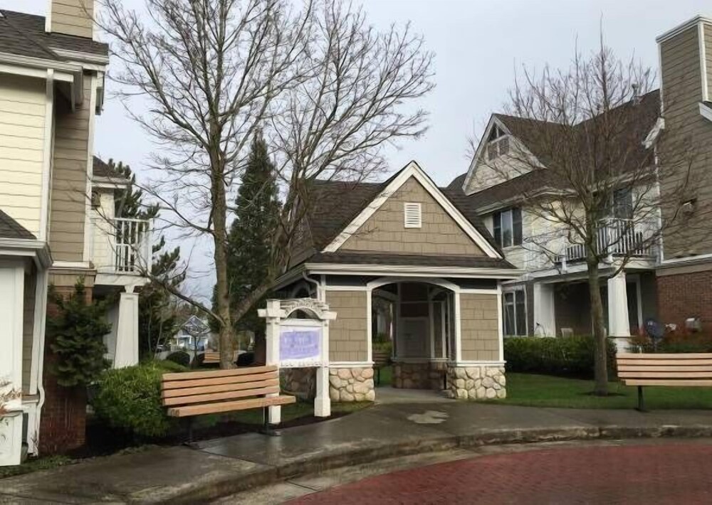 Escape at Eastside Condo and Townhomes