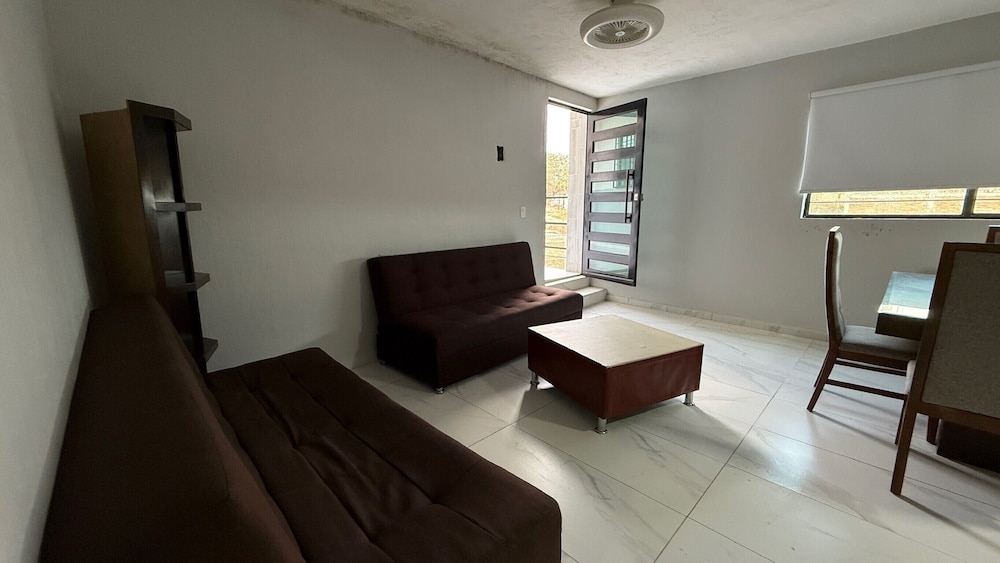Residencia Gran Coyula Orange 512B
