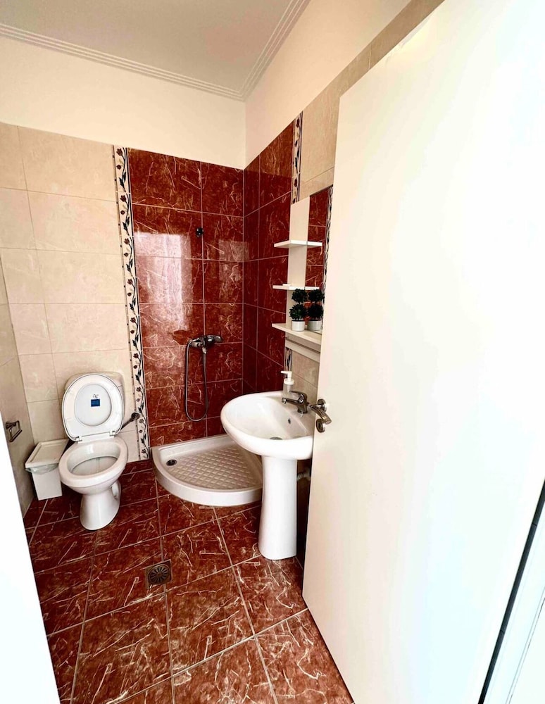 Ioannis Aparments Saranda