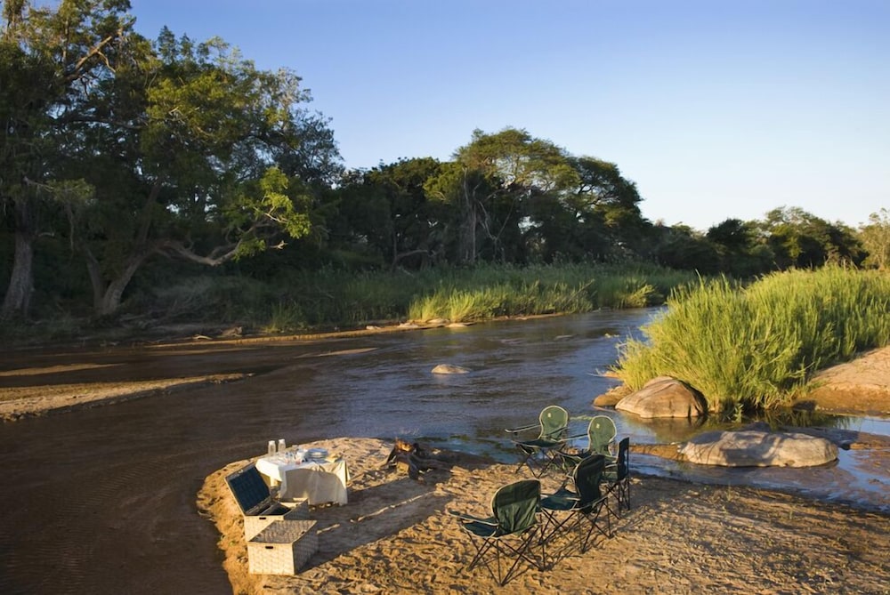 Sango Wildlife Lodge
