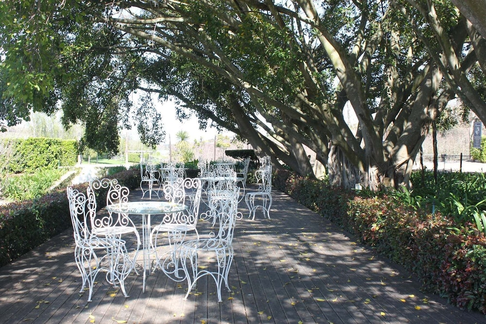 Brenaissance Guest Estate & Function Venue