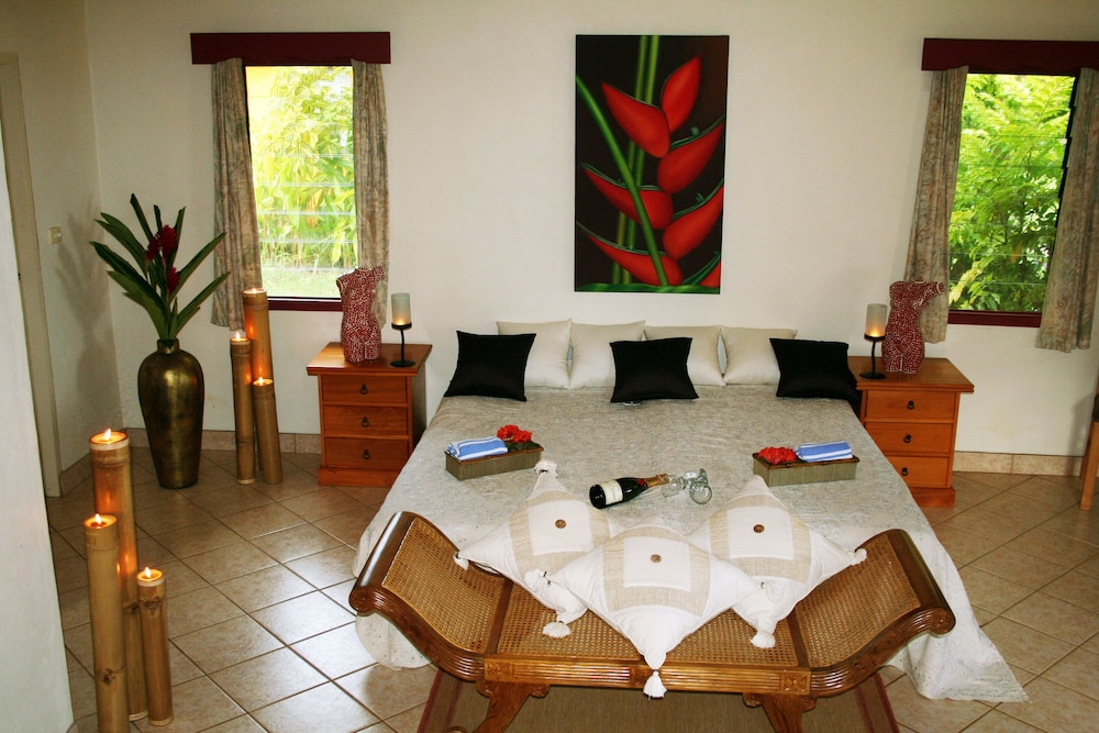 Waidroka Bay Resort