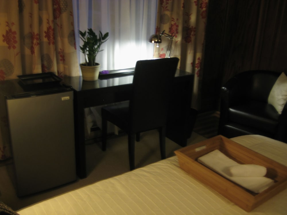 La Petite Bourgeoise - Image 4