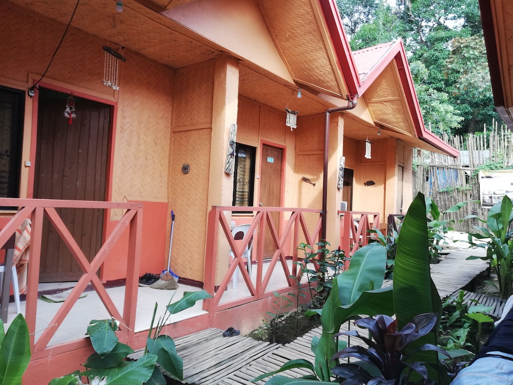 Forest Inn
