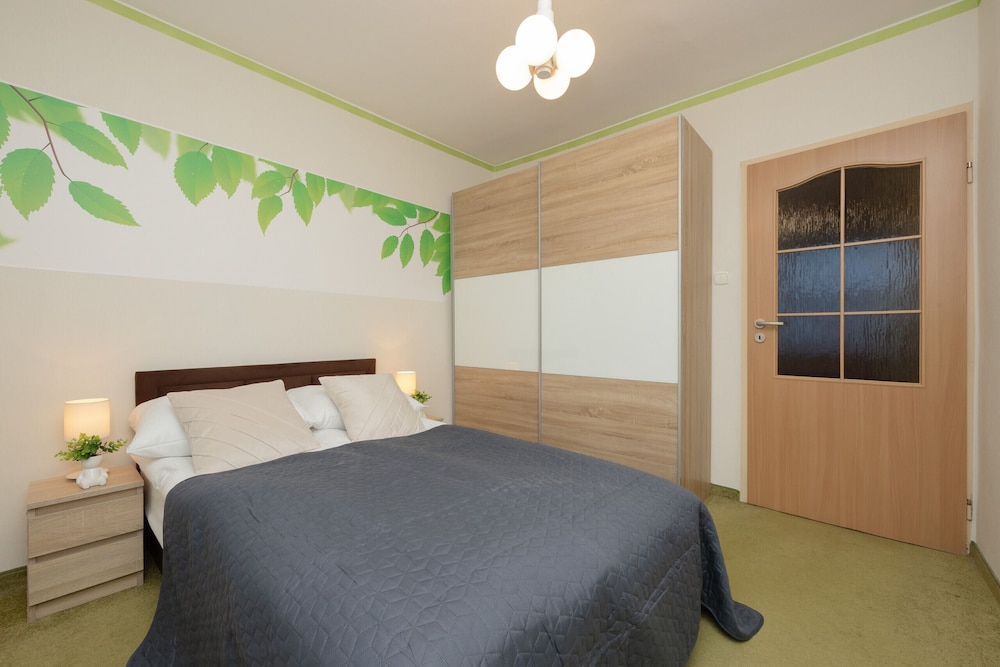 Apartment With Balcony for 2 by Renters view 3