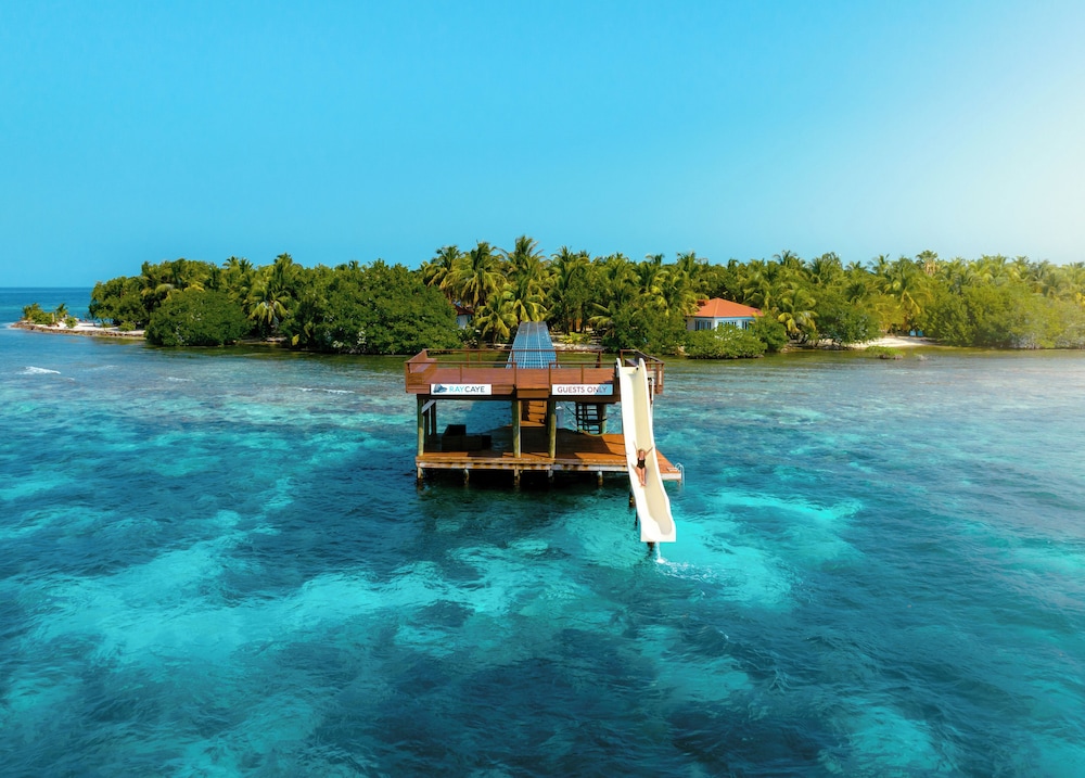 Ray Caye Private Island Resort