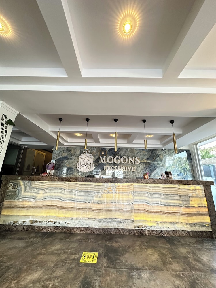 Mogons Exclusive Hotel - Image 99