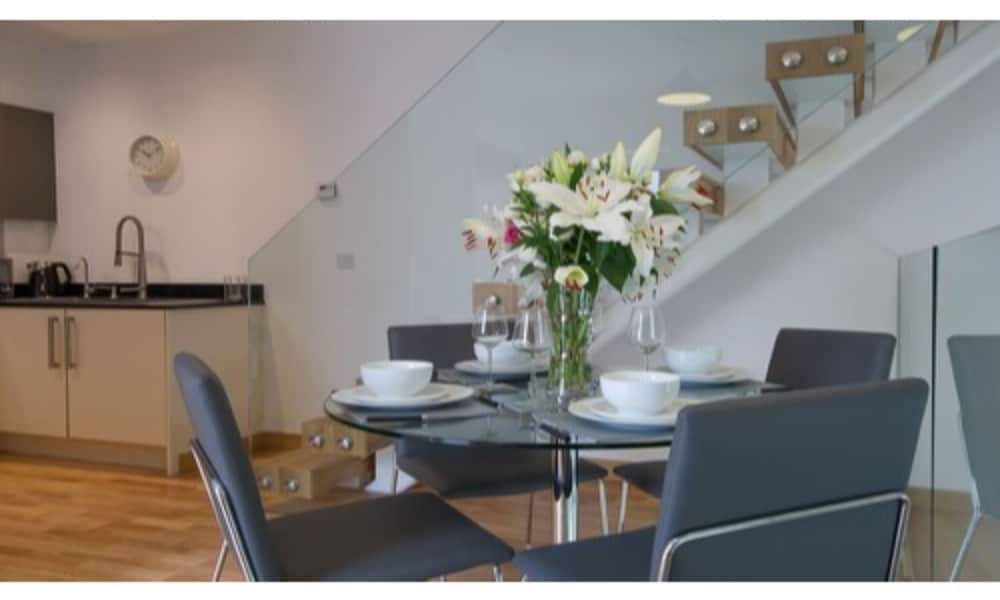 Tailored Stays - Executive Town House
