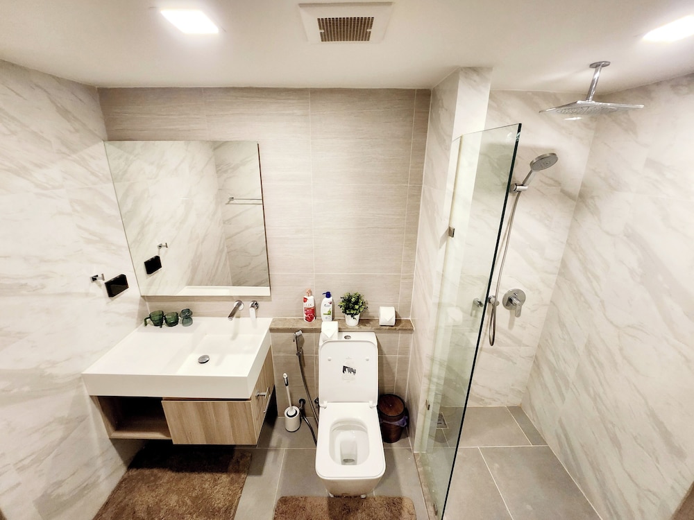 Promo! Luxury 2BR Suiteprime Spot