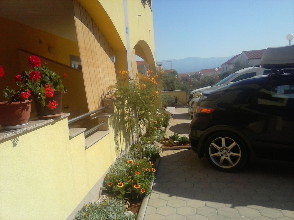 Photo 29