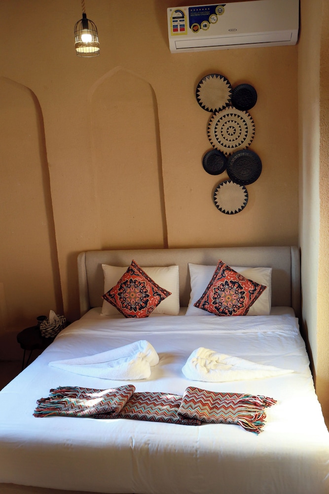 Bait Al Muallem by Nomad Inn