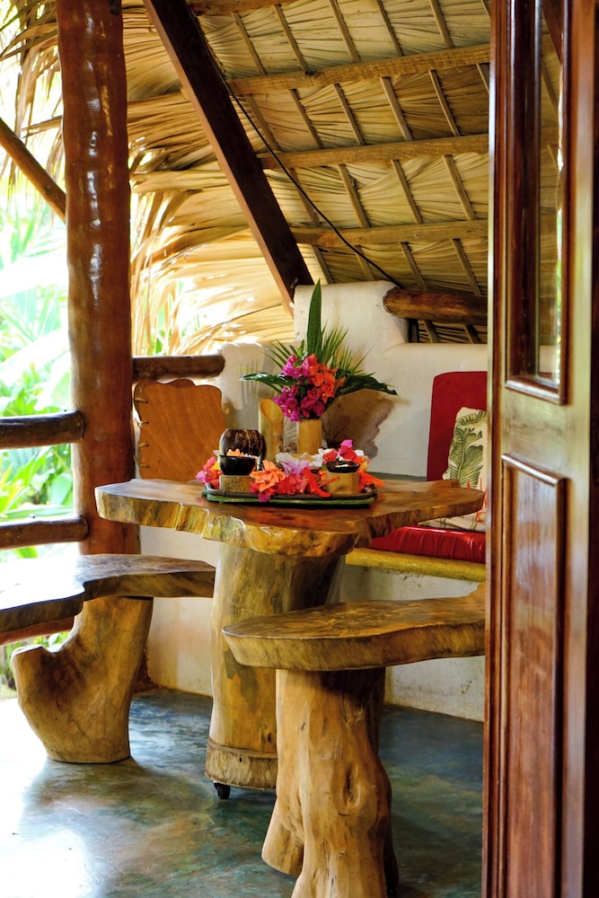 CHALET TROPICAL Hotel & Restaurant-Pizzeria