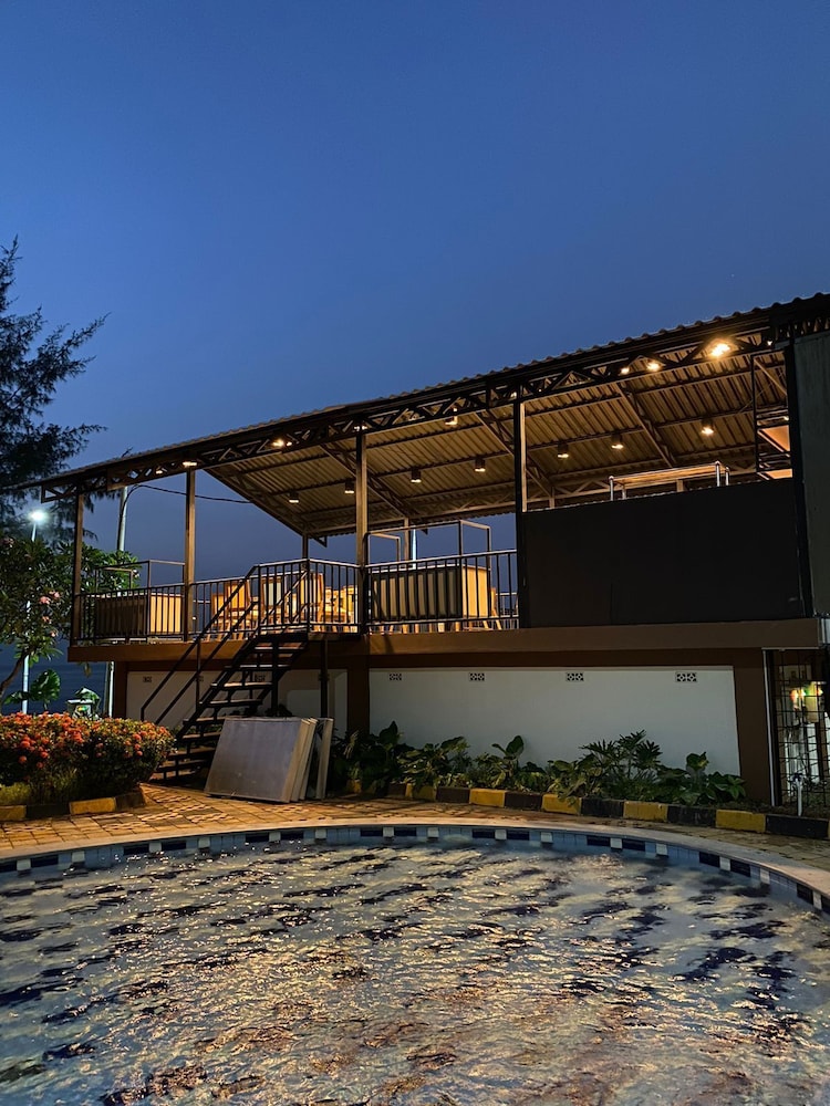 Nemuru Grand Anyer Palazo