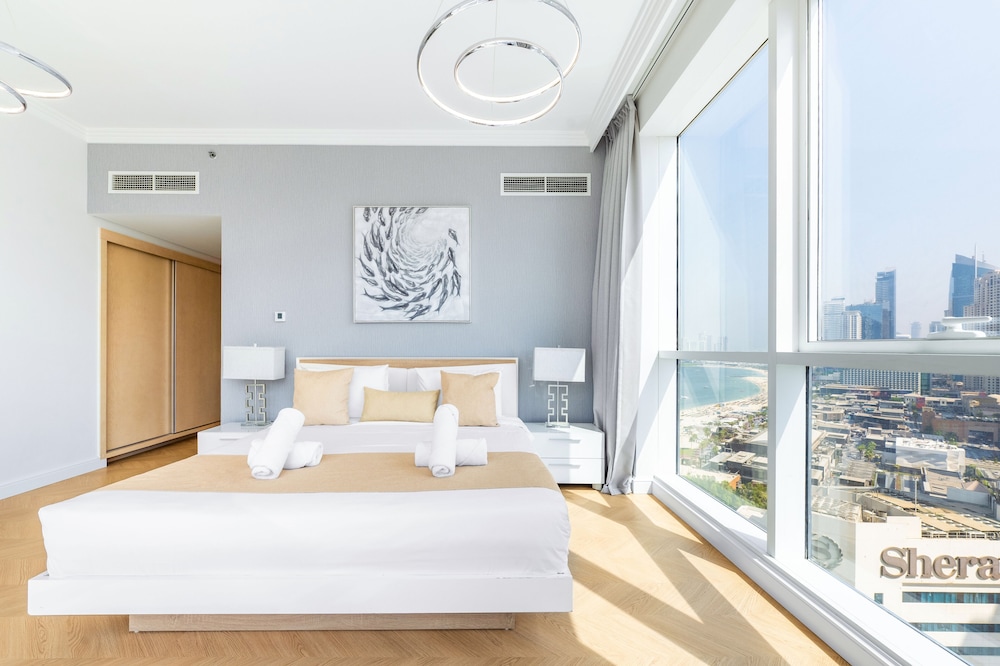 Al Bateen I Ultra Luxury I Private Beach