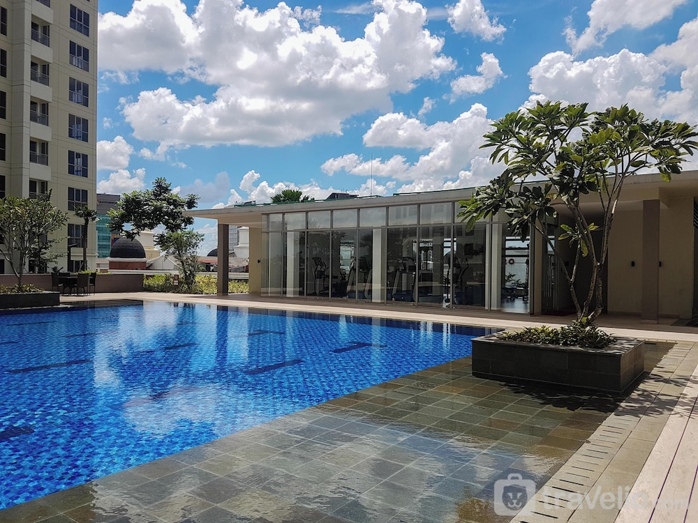 1Br Near Summarecon Mall At M-Town Signature Apartment